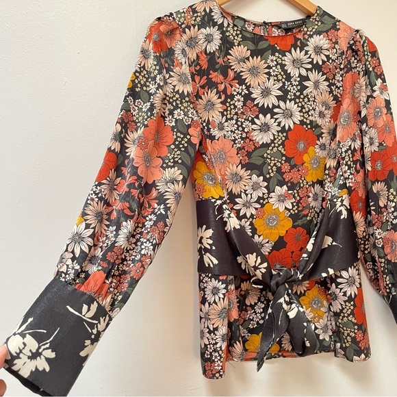 Zara Basic Floral Long Sleeve Front Tie Blouse Size S - Picture 4 of 10